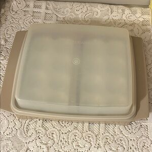 Vintage Tupperware Deviled Egg Carrier 723-1 Complete Set